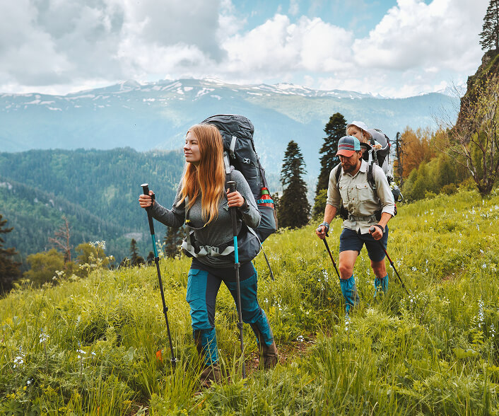 couple on hike